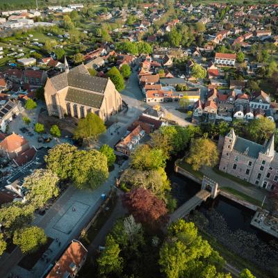 Luchtfoto hernieuwde centrum Haamstede