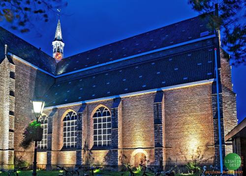 Kerk in Haamstede met monumentenverlichting